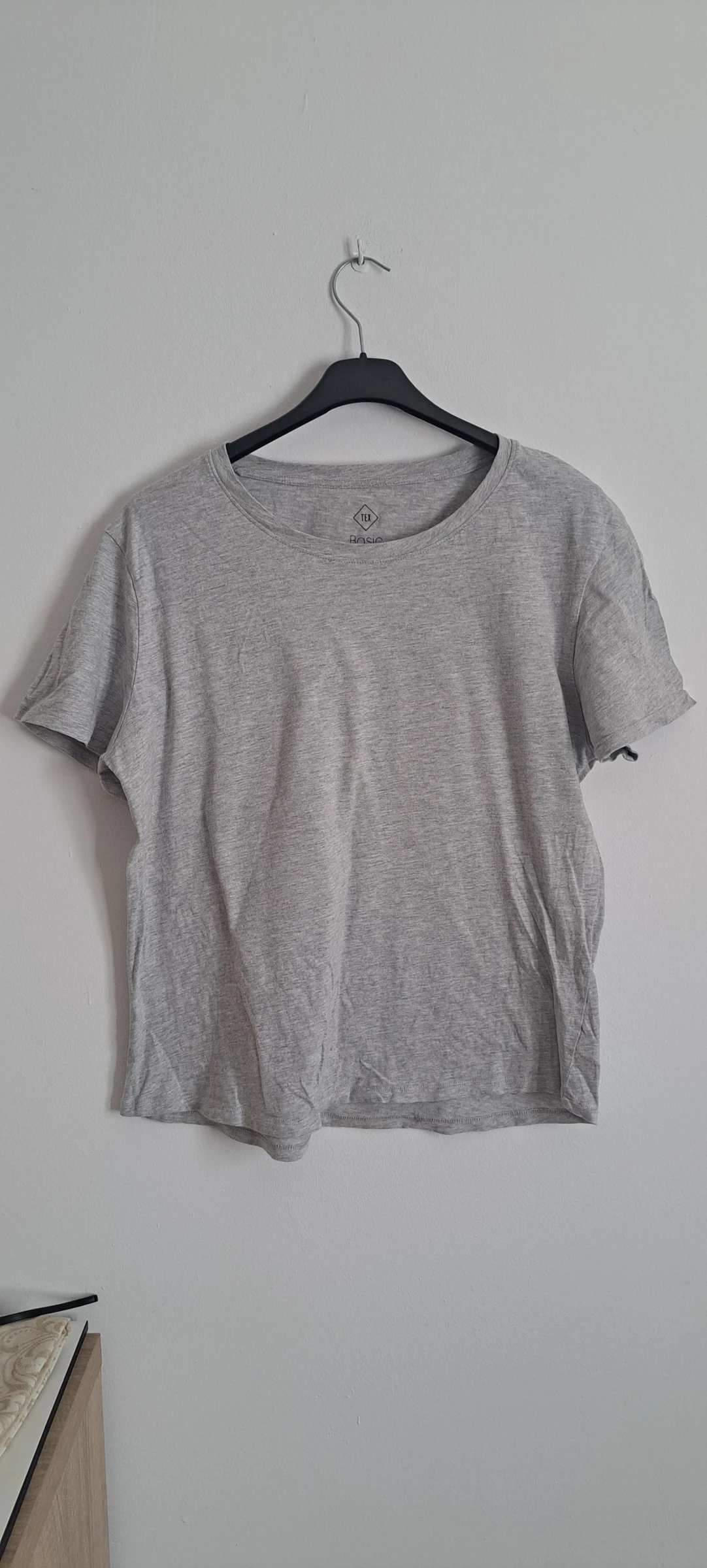 Camiseta manga corta gris